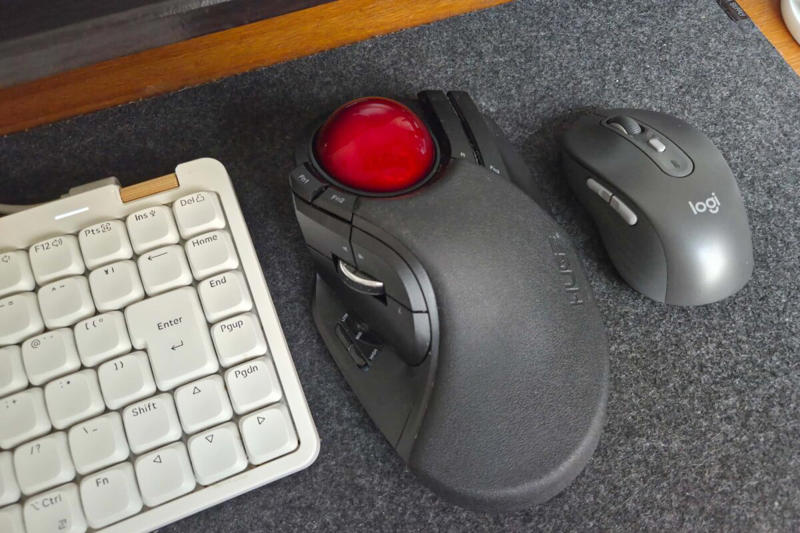 ■ロジクールの静音マウス「Signature M750」, ■クリック感がやみつきになる, ■唯一、正直微妙なところ, ■静音マウスで快適なデスク環境に