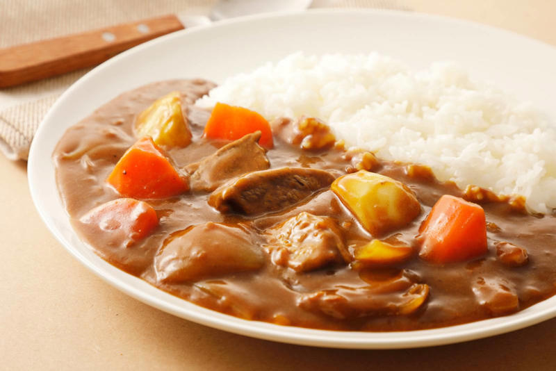 結論：糖質が多いのは「カレー」, 糖質量の内訳を比較, カロリーはどっちが高い？, 塩分はラーメンが圧倒的に多い, 栄養バランスで選ぶなら, 糖質を抑えて食べるコツ