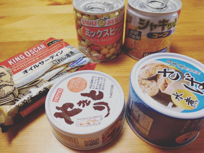 ・缶詰を湯煎するやり方, ・缶詰を湯煎する際の注意点は？, ・湯煎がおすすめの缶詰は？, ・缶詰ごと電子レンジで温めるやり方, ・直火で加熱するやり方, ・牡蠣のアヒージョ, ・さばのアヒージョ