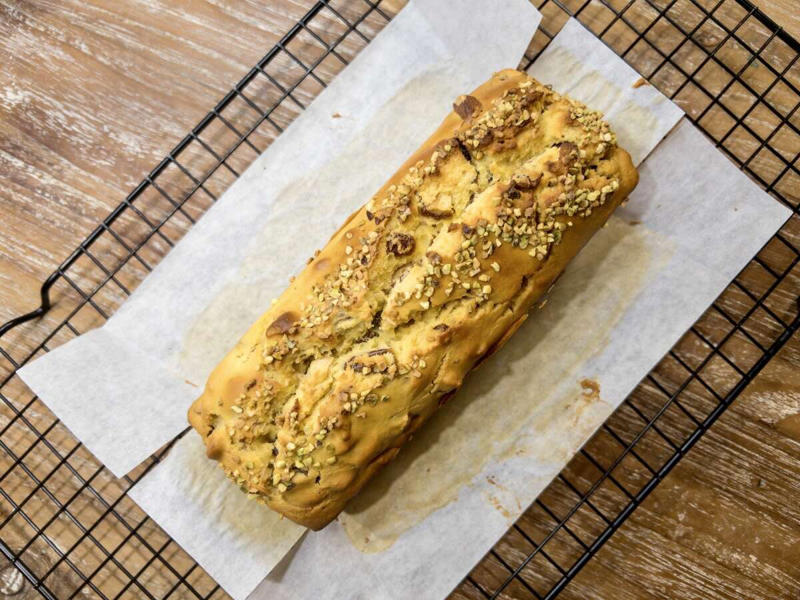 デーツとはちみつのケーキを作るのにかかる時間, デーツとはちみつのケーキのカロリー, グルテンフリー！砂糖不使用！デーツとはちみつのケーキ, デーツとはちみつのケーキの材料（8×20×7cmのパウンドケーキ型 1台分）, デーツとはちみつのケーキの作り方