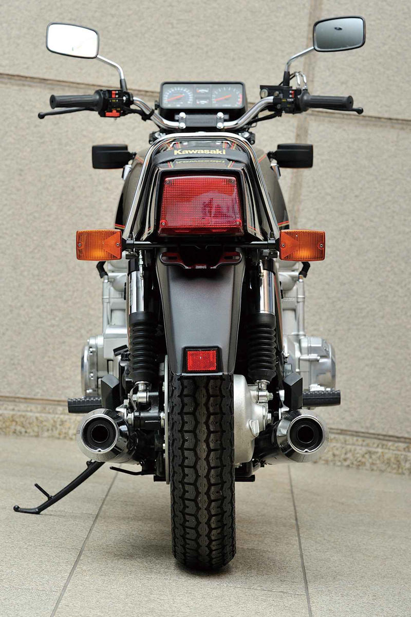 カワサキ「Z1300」（1979）解説, カワサキ「Z1300（A1）」（1979）主なスペック, カワサキ「Z1300（A4）」（1982）解説, カワサキ「ZG1300」（1984）解説, カワサキ「Z1300」（1979-1984）写真, おすすめ関連記事