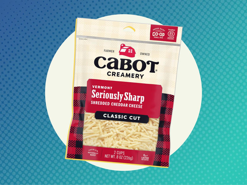 Our Panel of Shredded Cheese-Savvy Chefs, Qualities of the Best Shredded Cheese, The Best Shredded Cheese Brand, According to Chefs, Honorable Mention, How To Use Shredded Cheese, Chef Style