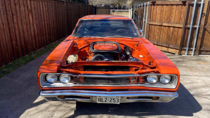 Dodge’s Working-Class Muscle Car That Nobody Talked About , The '69 Coronet Super Bee Is Worth A Small Fortune Today , The Budget Brawler That Delivered Serious Mopar Performance , The Engine Options That Turned It Into A Street Legend