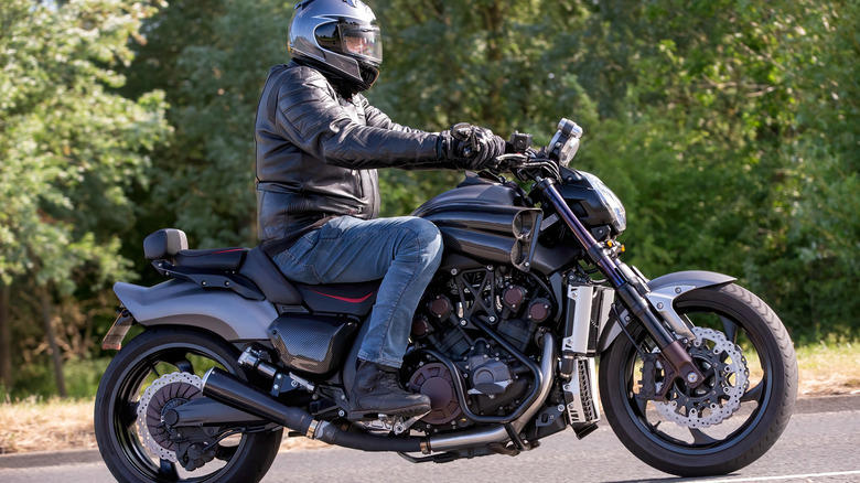 2015-2019 Indian Scout, Any Yamaha Bolt (R-Spec), 2020+ BMW R18 Classic, 2020+ Indian Challenger, Any KTM 1290 Super Adventure, Any Honda Shadow 1100, 2026 Yamaha MT-03, Any Suzuki Boulevard M190R, Any Yamaha VMAX, 2005 BMW R1200C Montauk, Any Triumph Rocket III, Any Indian Chieftain Dark Horse, Methodology