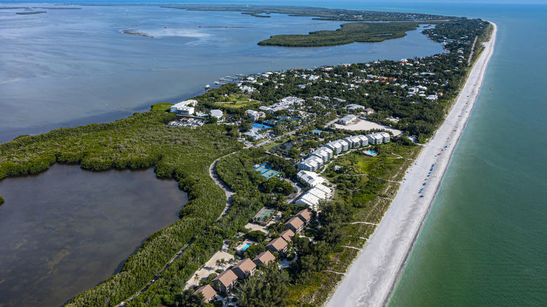 Tigertail Beach, Captiva Island, Shell Key Preserve, Dania Beach, St. George Island, Methodology