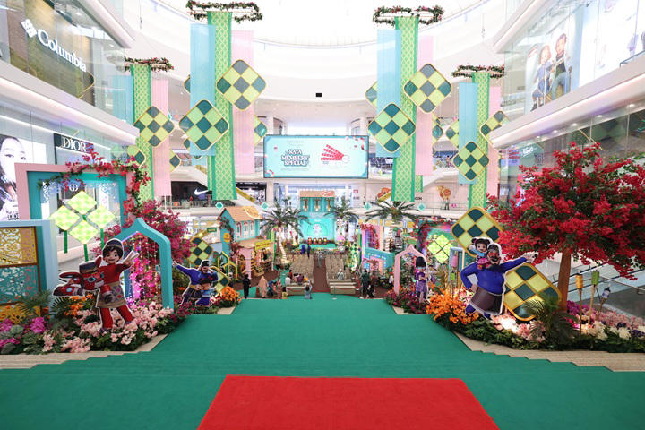 1. Suria KLCC, 2. Alamanda Shopping Centre, 3. Pavilion Bukit Jalil, 4. Pavilion Damansara Heights, 5. Pavilion Kuala Lumpur, 6. The Exchange TRX, 7. Lalaport BBCC