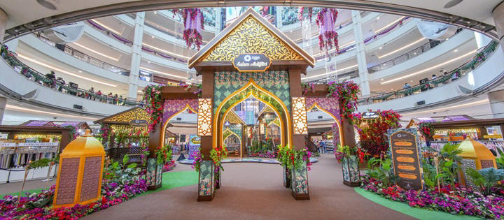 1. Suria KLCC, 2. Alamanda Shopping Centre, 3. Pavilion Bukit Jalil, 4. Pavilion Damansara Heights, 5. Pavilion Kuala Lumpur, 6. The Exchange TRX, 7. Lalaport BBCC