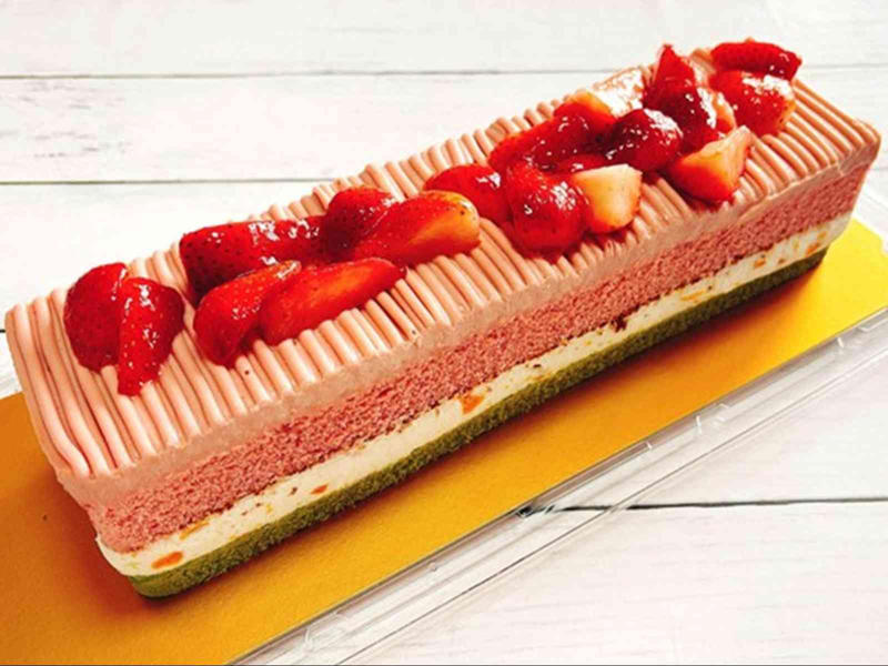 1. 春のティータイムや集まりに！ コストコの期間限定「スプリングバーケーキ」, 2. ワンコインで驚きのボリューム！ ランチにも最適なコストコフードコートの「ボロネーゼポテト」, 3. ご飯が止まらない！韓国屋台気分が味わえるコストコの「デジカルビ」, 1位：コストコ通からも人気の「マスカルポーネロール」, 2位：売り切れ続出！コスパ良しな「オートミール」, 3位：冷凍保存もできる「トリプルチーズタルト」, 4位：スーパーの半額で買える「オイコス」, 5位：安いのに柔らかくて美味しい「牛タン」, 6位：コストコ定番スイーツといえば「ストロベリースコップケーキ」, 7位：コストコで10年愛されているロングセラー商品「メキシカンサラダラップ」, 8位：自宅で本格アヒージョを楽しめる「シーフードアヒージョ」, 9位：1個あたり14円！コスパ最強の「ディナーロール」, 10位：ボリューム満点の「ビーフガーリックバターライス」, 1位：一家に一個の必須アイテム「オキシクリーン」, 2位：用途に合わせて選べる「ジップロック」, 3位：コストコの代名詞！選べる大中小「コストコ くま ぬいぐるみ」, 4位：コスパ良し！ママに嬉しい「ベビーワイプ」, 5位：口内環境を整える「リステリン・マウスウォッシュ」, 6位：密閉力抜群！ラップより使える「プレスンシール」, 7位：大容量が嬉しい「カークランド・流せるウェットティッシュ」, 8位：ひも付きでまとめやすい「カークランドシグネチャーひも付きゴミ袋」, 9位：少しの量でもしっかり洗浄「エコベール（食器用洗剤）」, 10位：スーパーよりコスパ良く購入できる「フィニッシュ（食洗機用洗剤）」, 専門家イチオシストが注目！コストコの新規トピックス＆流行予想, 1. 全長236cm！ コストコの代名詞「巨大くまのぬいぐるみ」, 2.【パーティーの主役】見た目も豪華なハーフシートケーキのカスタム術, 3.【隠れた名品】冷凍庫に常備したい！「ポテトハットグ」, 1位：イワキ パック＆レンジ 200ml 耐熱ガラス保存容器, 2位：トフィー 電子レンジ用 グリルパン, 3位：小分け術でコスト効率化！「ジップロック」, プルコギビーフ：小分け冷凍方法（1回分ずつ平たく）＆アレンジ例, ハイローラー：冷凍不向きでも“焼く”アレンジで別のおいしさに, ロティサリーチキン：骨でスープを取る裏技, オイコスヨーグルト：低カロリー・高タンパク＋冷凍アレンジ, オーガニックバナナ：認証＆追熟のコツ, オーツミール：ダイエット食品としての高コスパ, 1．フルーツのパワーでお肉が柔らか！ リピーター続出の「プルコギビーフ」, 2．やわらかくて美味しい「さくらどりもも肉」, 3．生のまま空輸されているため味も食感も抜群の「アトランティックサーモン」, 1.コストコの「ハムレットチョコクリスピー」は圧倒的にコスパが良い！, 2．コストコの「マドレーヌ」は20個入りの大容量！ 冷凍保存もOK, 3．見た目もかわいいココナッツ度高めのチョコ「ラファエロ」, 1．定番大人気！コストコの「ティラミス・ドルチェ」, 2．コストコの定番チーズケーキ「トリプルチーズタルト」がリニューアル！, 3．冷凍保存でストック！コストコの人気ワッフル「ミルキャンプ」, 4．オンライン予約も！コストコ「ハーフシートケーキ」, 1．高級感あふれるサクサク食感の「ラグジュアリーミニクロワッサン」, 2．リピ買い続出！ 大容量でお得な「パンオショコラサヴール」, 3．きめ細かくふわふわの食感でアレンジも豊富な「ミルクブレッド」, 4．知らない人がいないほど大人気の定番商品「ディナーロール」, 5．食品ランキング1位の実力！ コストコの「マスカルポーネロール」が絶品, 6．もっちり食感で大人気！コストコの「ベーグル」, 1．コストコの「ロティサリーチキン」はコスパ抜群でパーティーに最適！, 2．大人気ロングセラー！ コストコの「メキシカンサラダラップ」, 3．フードコートで人気のコストコ「チーズバーガー」, 1．ディナーロールだけじゃない？ コストコの「マスカルポーネロール」が絶品, 2.小分けのオリーブオイル「ALCALA minioliva」で新鮮な料理を, 2.ダイエット中のおやつに！丸ごとしいたけの「シイタケマッシュルームクリスプ」, 1．ヨーグルト「オイコス」はコストコで買うのがお得！, 2．コストコの「種なしぶどう」は甘いと評判！たっぷりお買い得, 3．コストコの「メニセーズ プチパン」は常温で保存もできる本格パン！, 1．見た目もかわいい！コストコのはちみつ「ハニーベア」, 2．コストコの「ミックスナッツ」は魅惑のおつまみ！, 3．コストコの巨大「チェダーチーズ」は用途イロイロで便利！, 1．コストコで買えるスタバのコーヒー「エスプレッソブレンド」, 2．健康にもいいコストコのオーガニック商品「ルイボスティー」, 3．コストコで大人気のお酢系ドリンク「美酢」, 1．厚みがあって丈夫な「バウンティ」の使い道はさまざま, 2．食品の保存に欠かせない「ジップロック」はスライダーがおすすめ, 3．超優秀なコストコの大判「レジャーシート」, 無添加で栄養豊富！ ダイエットにも活用できる「クエーカーグラノーラ」, アレンジレシピが豊富で朝にも大活躍してくれる「韓国のりフレーク」, 海外風クッキーが焼けておうち時間を楽しく過ごせる「クッキードゥ」, 【活用ルール1】冷凍できる商品はすべてコストコで買え！, 【活用ルール2】お気に入りのブランドにこだわり過ぎるな！, 【活用ルール3】圧倒的にお得な商品は、絶対にコストコで買え！, コストコの会員種別と年会費, リワードとコスト効率化のノウハウ, 【2026年3月】今週（週末）限定で値下げされている特にお得な商品はありますか？, コストコの食品で、一人暮らしや少人数家庭が損をしないための「3つの原則」とは何ですか？, ランキング1位のマスカルポーネロール（パン）を無駄なく消費するための冷凍・保存術を教えてください。, ランキング1位の日用品「オキシクリーン」以外に、リピートすべき高コスパな日用品は何ですか？, ロティサリーチキン（惣菜）を最後まで食べきるための骨の活用方法を教えてください。, コストコでしか買えない、SNSで話題の「隠れ人気スイーツ」は何ですか？, コストコのプライベートブランド（カークランドシグネチャー）が安くて高品質な理由は何ですか？, 冷凍食品で特におすすめの「時短調理グルメ」は何ですか？, コストコで購入できるキッチン用品の中で、特に買ってよかったものは何ですか？, コストコオンライン通販は、会員ではない人でも利用できますか？