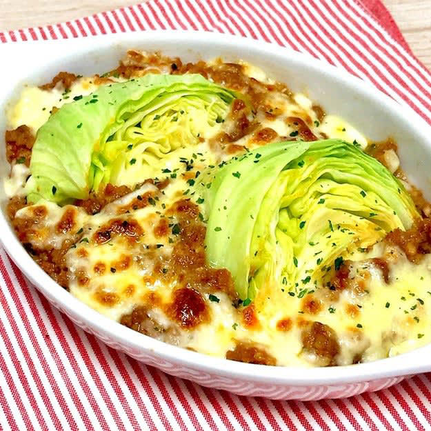 春野菜と鶏肉の濃厚みそクリーム煮, 1年待った「春キャベツ×新玉ねぎ」はこの食べ方が正解。フライパン一つで「春野菜と鶏肉の濃厚みそクリーム煮」が完成！, 春キャベツミートグラタン, 【春キャベツまるごと消費できちゃう！？】フライパンも鍋も使わない！濃厚ミートグラタン, 春キャベツのガレット, 【旬の春キャベツがおいしい！】春キャベツのガレット