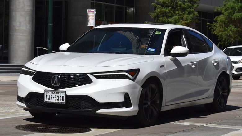 16. 2025 Mercedes-Benz CLE, 15. 2025 BMW X7, 14. 2025 Honda Odyssey, 13. 2025 Audi Q3, 12. 2025 Acura Integra, 11. 2025 Hyundai Santa Cruz, 10. 2025 Kia Telluride, 9. 2025 Ford Escape, 8. 2025 Ford F-350, 7. 2025 Chevrolet Tahoe, 6. 2025 Nissan Altima, 5. 2025 Chevrolet Blazer, 4. 2025 BMW X6, 3. 2025 Ford Mustang, 2. 2025 Lexus IS, 1. 2025 Porsche 911