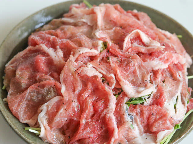 豚肉ともやしのレンジ蒸しを作るのにかかる時間, 豚肉ともやしのレンジ蒸しのカロリー, 豚肉ともやしのレンジ蒸しのレシピ, 豚肉ともやしのレンジ蒸しの材料（2人分）, 豚肉ともやしのレンジ蒸しの作り方