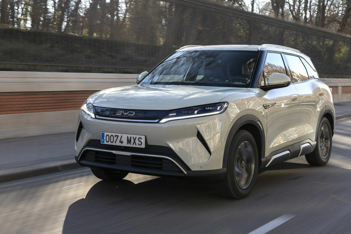 そもそもプラグインハイブリッドのメリットは？, 超ド級「Sクラス」のプラグインハイブリッド, 新興「BYD」のプラグインハイブリッドは？, プラグインハイブリッド市場を制するには？, EV再考のいまプラグインハイブリッドの役割は？