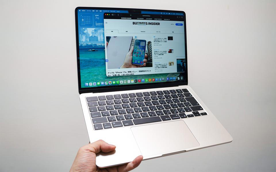 外観に変化なし。ストレージは一気に「倍増」, M5とM5 Pro/M5 Maxは別物に。構造が大きく変化, オンデバイスAI重視な新型MacBook Pro, オンデバイスAIの賢さはここまできている, M5 Maxがもたらす圧倒的な速度。AIでは劇的な変化