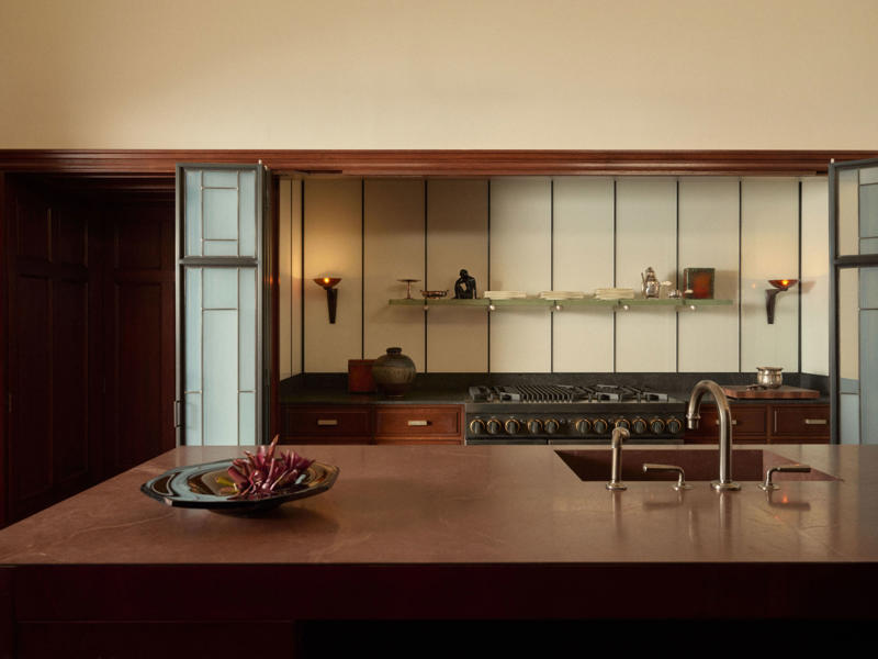 Who is Athena Calderone?, How did she rise to lifestyle stardom?, What’s her signature design style?, How has her design style evolved?