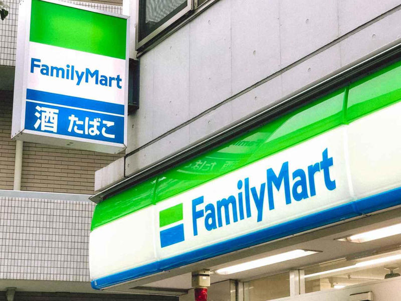 サクッパリッとろっ！ さまざまな食感が楽しい, 大きめプリンでお腹も心も満たされる, そのまま食べても温めて食べてもOK, 食べやすいひと口サイズも嬉しい