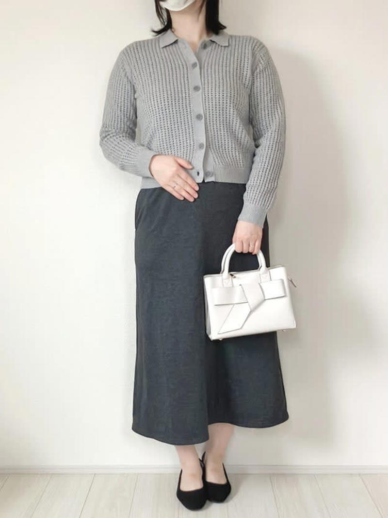 無印良品では、羽織りとしても使える「楽ちんトップス」を値下げ価格で販売中です。, 襟がついた、きれいめコーデにぴったりなカーディガン。, 洗濯機で洗えて、お手入れも楽ちんです。, 裾と袖口のリブ編みがアクセント！, 羽織としても使えて着回し力バツグン！, 春まで着回せるカーディガンなら、ユニクロの「スムースコットンVネックショートカーディガン」もおすすめです。, 素材はコットン100％で、チクチク感がなくやさしい肌触り。