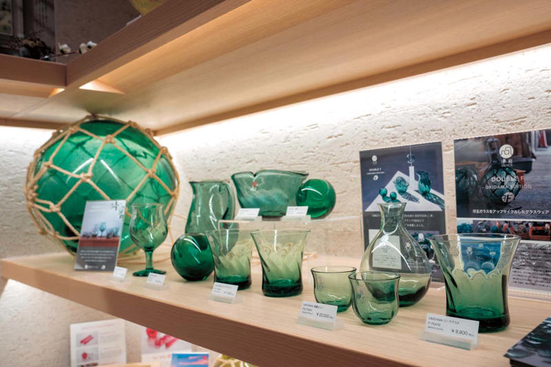 個性あふれる伝統のガラス製品『津軽びいどろ 東京ミッドタウン八重洲店』, 『津軽びいどろ 東京ミッドタウン八重洲店』店舗詳細, 日々の暮らしに江戸の薫りを添えて『京はし 満津金』, 『京はし 満津金』店舗詳細, 日常使いにこだわった伝承の江戸箒『白木屋傳兵衛』, 『白木屋傳兵衛』店舗詳細, 使うほどに手になじみ愛着も増してゆく『ポスタルコショップ』, 『ポスタルコショップ』店舗詳細, この軽さ一度手に取る価値あり！ 『TO&amp;FRO TOKYO』