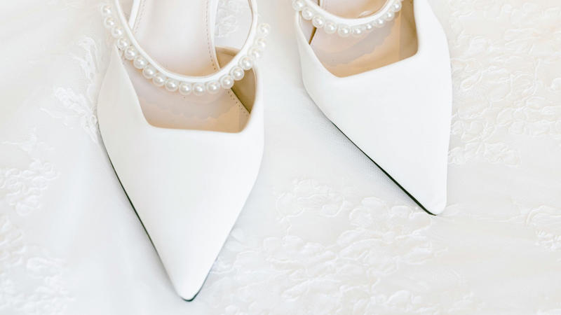 6. Pointed-Toe Flats 1. Classic Stiletto Heels, 2. Sleek Knee-High Boots, 3. Strappy Heeled Sandals, 4. Pointed-Toe Pumps, 5. Clean White Sneakers, 6. Chic Ankle Boots, 7. Elegant Ballet Flats, 8. Platform Heels, 9. Loafers With A Feminine Twist, 10. Statement Evening Heels, 1. Chunky Dad Sneakers, 2. Crocs, 3. Fuzzy Slide Sandals, 4. Clear Plastic Heels, 5. Espadrille Wedges, 6. Pointed-Toe Flats, 7. Gladiator Sandals, 8. Slouchy Mid-Calf Boots, 9. Cork Sole Flip-Flops, 10. Sneaker Heels
