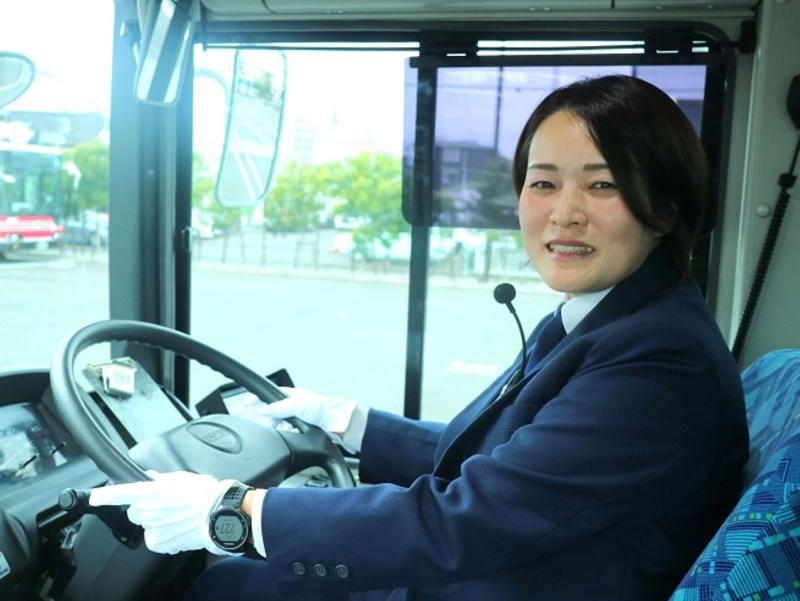 「私にもバスが運転できる？」, ３年半ぶりの開催, 新卒の女性所長誕生, 私鉄系バス会社も参加, バス業界の今昔を聞く, 医療・介護職マッチングから転身