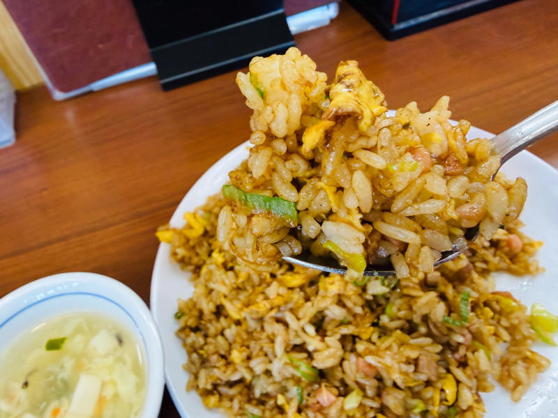 ・ふと誕生した新連載, ・ここはチャーハン専門店？, ・全18種類から選んだのは……, ・異国へひとっとび, ・チャーハンを介して旅をする, ・今回訪問した店舗の情報