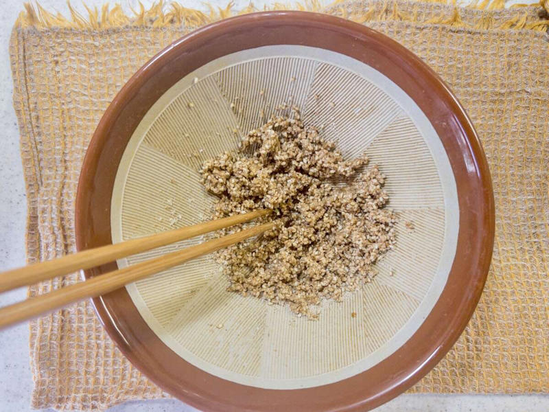 水菜の胡麻和えを作るのにかかる時間, 水菜の胡麻和えのカロリー, 止まらない美味しさ！水菜の胡麻和え, 水菜の胡麻和えの材料（2人分）, 水菜の胡麻和えの作り方