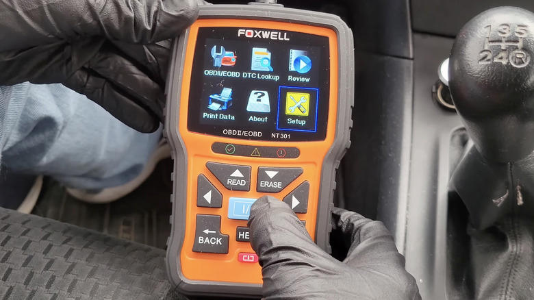 Motopower MP69033, Ancel BD310, Innova 5610, BlueDriver Bluetooth Pro, Foxwell NT301, How we put together our list