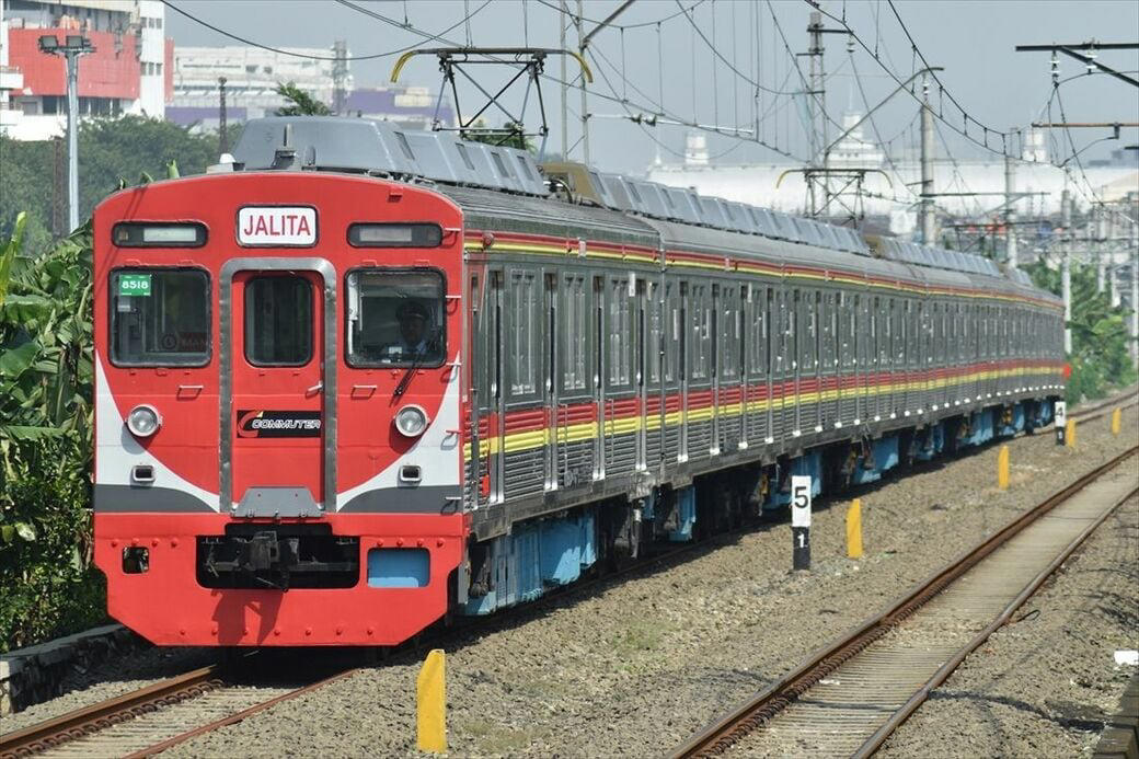 東急線の顔が「ジャカルタの顔」に, 「屋根の上まで人」だった時代, 輸出手続きのさまざまな苦労, メンテナンスのサポート体制は, 現地職員を受け入れて研修も, コロナ禍がなければ「追加輸出」も？, 「街づくり」はこれからの課題