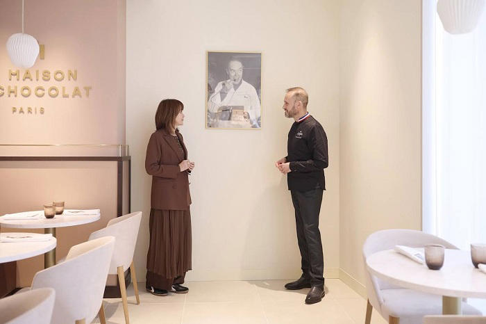 アンソリット（意外性に満ちた）なショコラ, 新時代のショコラ, 時代に合わせてショコラを微調整, 春の定番　日本の桜に想いを寄せて