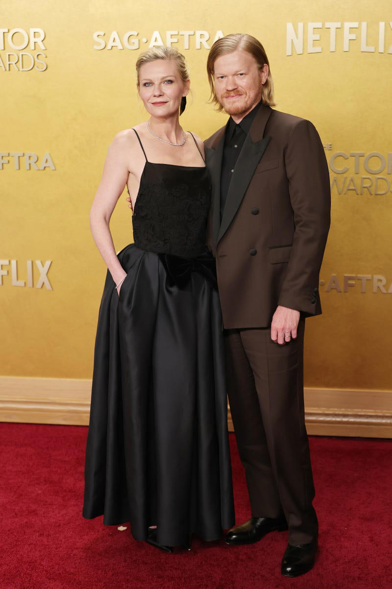 Timothée Chalamet and Nicole Flender, Teyana Taylor, Jessie Buckley, Kate Hudson, Chase Infiniti, Parker Posey, Sarah Paulson, Aimee Lou Wood, Leslie Bibb, Allison Janney, Emma Stone, Rose Byrne, Sarah Pidgeon, Odessa A’zion, Hannah Einbinder, Kristen Bell, Mia Goth, Gwyneth Paltrow, Demi Moore, Connor Storrie, Amy Madigan, Jenna Ortega, Paul Mescal, Viola Davis, Tyler James Williams, Michael B. Jordan, Kristen Wiig, Damson Idris, Sarah Catherine Hook, Sheryl Lee Ralph, Chloé Zhao, Jean Smart, Dove Cameron, Jeremy Allen White, Tyler, The Creator, Mindy Kaling, Kirsten Dunst and Jesse Plemons, Ksenia Daniela Kharlamova, Rhea Seehorn, Kathryn Hahn, Adam Brody, Michelle Williams, Keri Russell, Adam and Naomi Scott, Jayme Lawson, Taylor Dearden, Lisa Ann Walter, Irina Shayk, Quinta Brunson, Jackie Tohn, Wunmi Mosaku, Seth Rogen, Ike Barinholtz, Sofia Carson, Fran Drescher, Michelle Randolph, Yerin Ha, Britt Lower, Patrick Schwarzenegger, Erin Doherty, Claire Danes, Michelle Monaghan, Megan Stalter, Paulina Chávez, Fiona Dourif, Ali Larter, Chase Sui Wonders, Patrick Ball, Abby Elliott, Natasha Rothwell, Isa Briones, Sarah Bock, Iris Apatow and Sam Nivola, Supriya Ganesh, Sarah Ramos, Sydney Cole Alexander, Lola Kirke