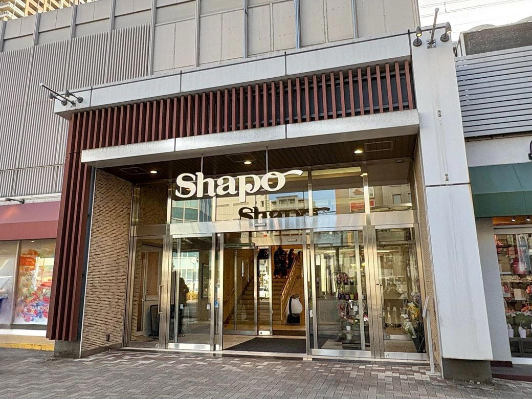 クリーンで便利すぎる市川駅前, 駅直結が奪った百貨店の機能, 本八幡駅前とニッケに分かれた街の重心, 垂直から水平へ移動した街の重心, 百貨店はなぜ「必要なくなった」のか