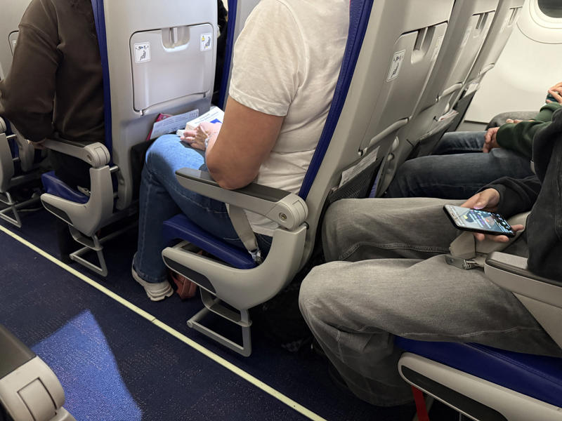 When will flights resume?, Will it be covered under travel insurance?, Who do I contact to find out?, What are the latest travel warnings for Australians?, Which airlines have suspended flights?