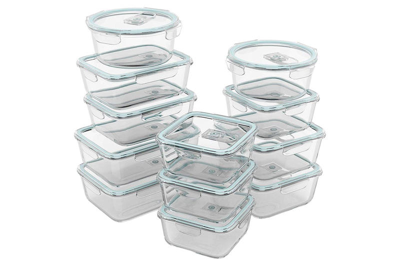 Mistake: Leaving Your Greens Loose in the Crisper Drawer, Mistake: Storing Fresh Produce in Sealed Plastic Bags, Mistake: Leaving Berries Exposed to Air and Trapped Moisture, Mistake: Keeping Fresh Herbs Too Dry
