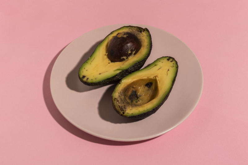 How to Store a Whole Avocado, How to Store Cut Avocado, How to Store Guacamole, Why Do Avocados Turn Brown?, Can You Freeze Avocado?