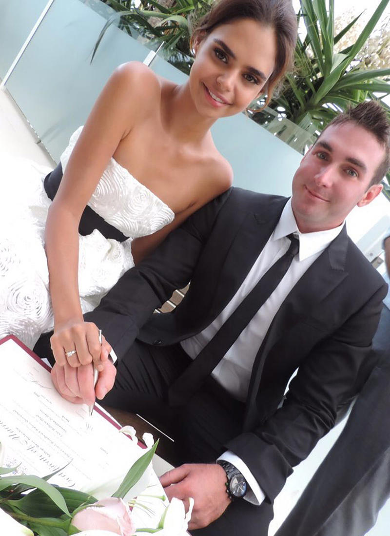 Does Samantha Harris have kids?, Where is Samantha Harris from?, Falling in love, What has Samantha Harris achieved?, A fateful meeting, The first days of motherhood, A house full of love, The importance of representation