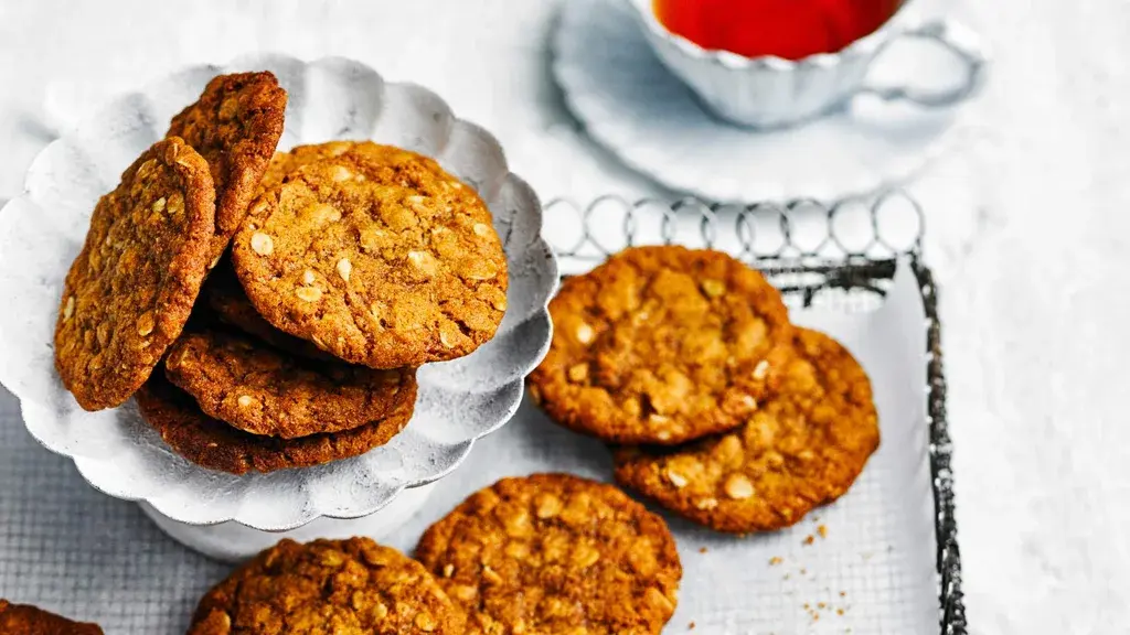 Ingredients, Test Kitchen tip, How to make this Anzac biscuits recipe, What makes Anzac biscuits chewy or crunchy?, How long can Anzac biscuits be stored?, What type of oats work best?, Recipe variation, What’s the story behind Anzac biscuits?, You’ll need these …, Variations on the Anzac biscuit