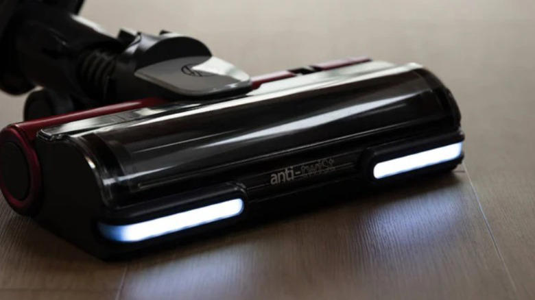 Hoover - HF9 (19 kPa) Henry - Cordless (11.7 kPa), Vax - ONEPWR Blade 5 (18 kPa), Hoover - HF9 (19 kPa), Eureka - H11 Elevate (25 kPa)