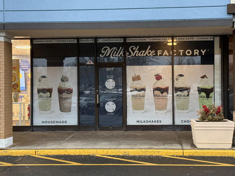 Shore chef returns to Food Network, Gateway Bar &amp; Liquors adds kitchen, full menu, Shore Good Eats closing in Neptune, moving to Berkeley Township, Roots Steakhouse coming to Rumson , A Cup of Literature opens in Asbury Park, Freehold Distilling Company is under way , Anjelica's Restaurant named to USA TODAY list , MilkShake Factory coming to Jersey Shore, LeGrand Coffee House to open in Middletown, JBJ Soul Kitchen expanding to Asbury Park , Lobster Shanty becoming new event venue, Insomina Cookies to open in Red Bank, Wonder expanding to Ocean Township