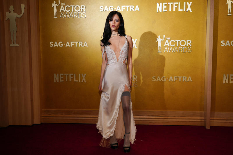   Parker Posey ,   Kate Hudson ,   Michael B. Jordan ,   Miles Caton ,   Kirsten Dunst ,   Ethan Hawke ,   Mindy Kaling ,   Demi Moore ,   Jenna Ortega ,   Sarah Paulson ,   Emma Stone ,   Tyler, the Creator ,   Sarah Catherine Hook ,   Teyana Taylor 