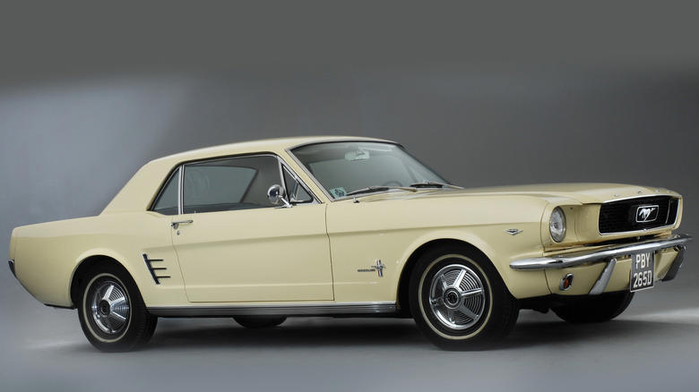 1965-1966 Ford Mustang Hardtop, Jeep Cherokee XJ, Air-Cooled Volkswagen Beetle, 1990-1997 Mazda Miata, Chevrolet Corvette C3, Methodology