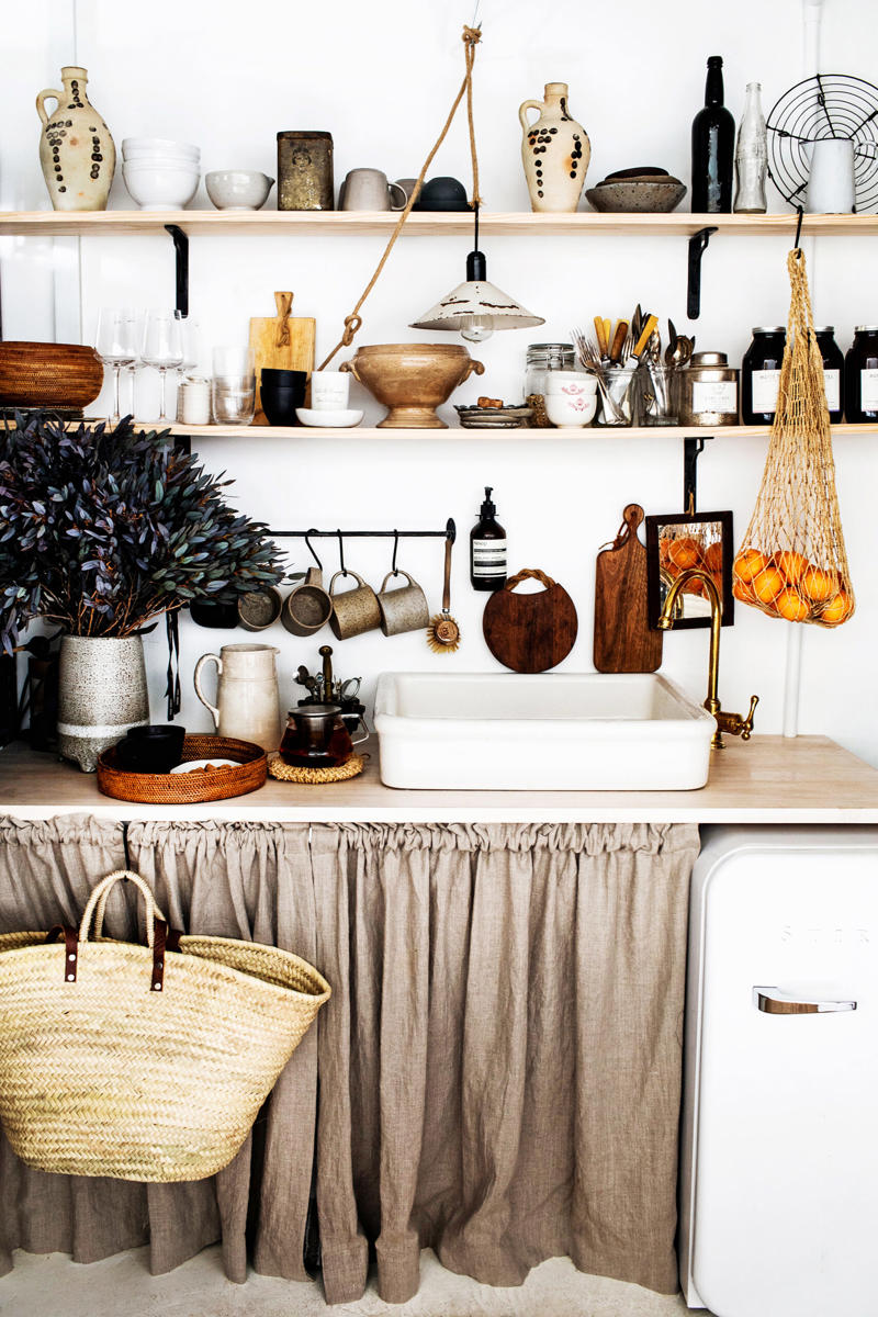 What is the purpose of a sink skirt?, How to choose the right skirt for your space, How do you make a sink skirt?, 12 ways to use sink skirts in your home ,      Green bathroom sink skirt   ,      Foam House laundry sink skirt   ,      English cottage bathroom sink skirt   ,      Keppel Sands laundry sink skirt   ,      Kara Rosenlund’s studio kitchen sink skirt   ,      Bungaberg kitchen sink skirt   ,      Cloud River Farm kitchen sink skirt   ,      Vintage kitchen sink skirt   ,      Marge’s Cottage kitchen sink skirt   ,      Old miner’s cottage kitchen sink skirt   ,      California bungalow kitchen sink skirt   ,      Bungalow kitchen sink skirt   ,      Weatherboard cottage kitchen sink skirt   