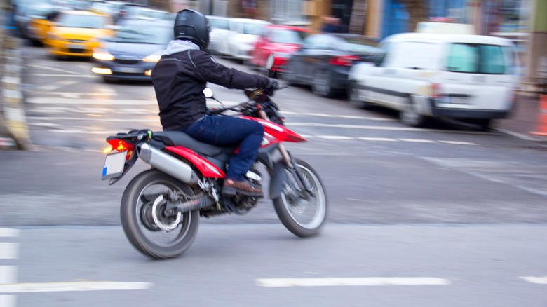 Where your eyes go, your bike goes Practice slow maneuvers, Don't skip the riding safety course, You can start a Harley-Davidson without the key fob, Don't forget to put your Harley in transport mode on the trailer, Where your eyes go, your bike goes, Harley-Davidson financing options are available