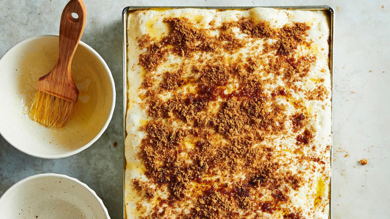 Ingredients, Why prove the cinnamon roll focaccia dough overnight?, Why use bread flour for focaccia?, How do I store the cinnamon focaccia?, More focaccia recipes