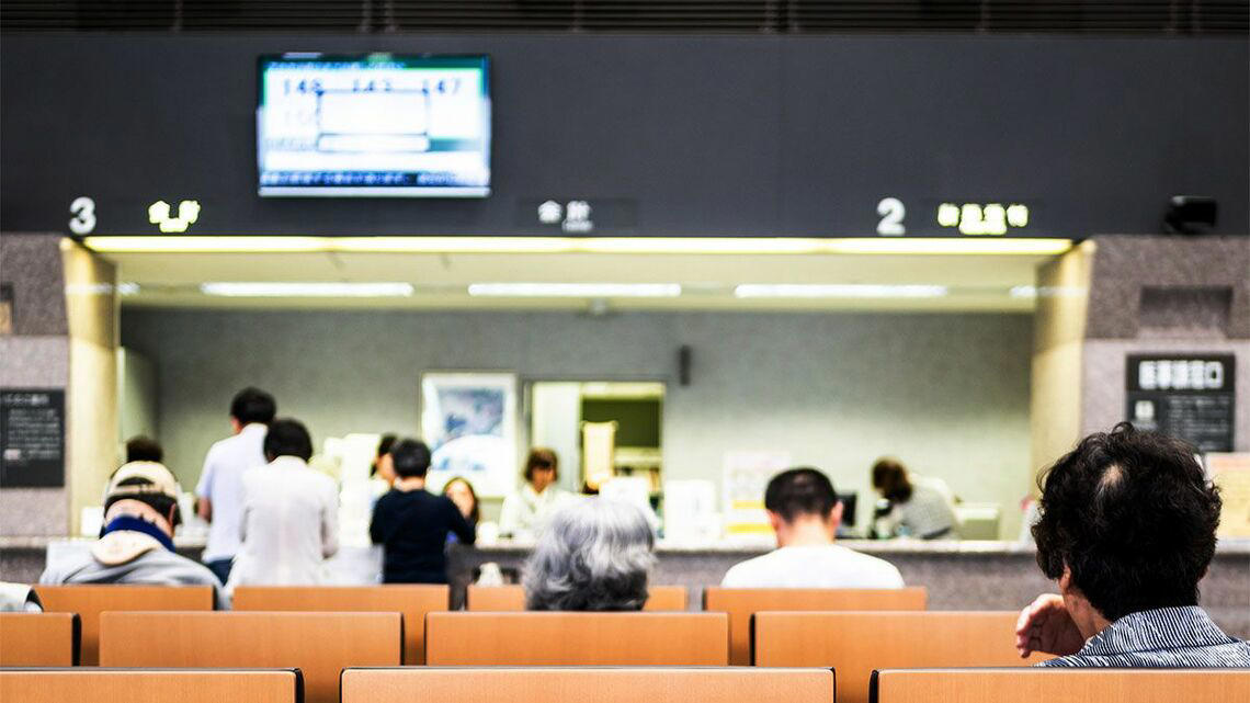 相次ぐ医療機関へのサイバー攻撃, なぜ病院のVPNが狙われるのか, 義務化されても、対策が進まない理由, 赤字でもできる、現実的なセキュリティ対策, 病院へのサイバー攻撃は「命の問題」である