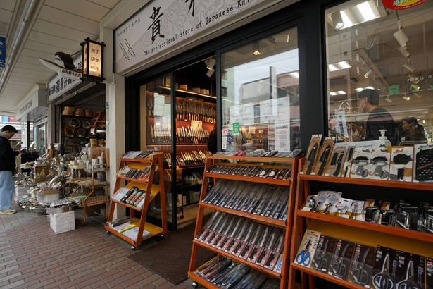 かっぱ橋道具街とは？, 歩くだけで楽しい“専門店の世界”, プロと一般客が交差する街, シンボル“かっぱ像”と街の風景, 訪れる時間帯と楽しみ方, かっぱ橋道具街 概要