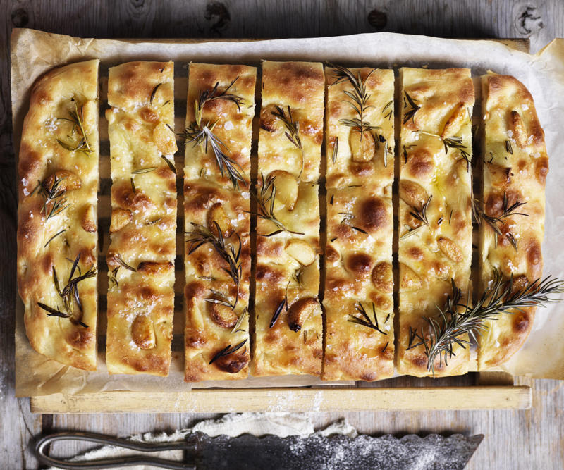 Ingredients, Why prove the cinnamon roll focaccia dough overnight?, Why use bread flour for focaccia?, How do I store the cinnamon focaccia?, More focaccia recipes
