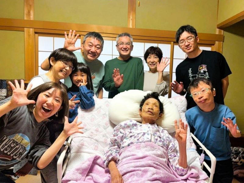 執筆／石原壮一郎, ふとした拍子に母の声が聞こえてくる, 母が与えてくれた幸せと最後の贈りもの, 在宅介護と在宅看取りを経て, 母亡き後に発見「母が書き残した手紙」, また家族で花見に行こう