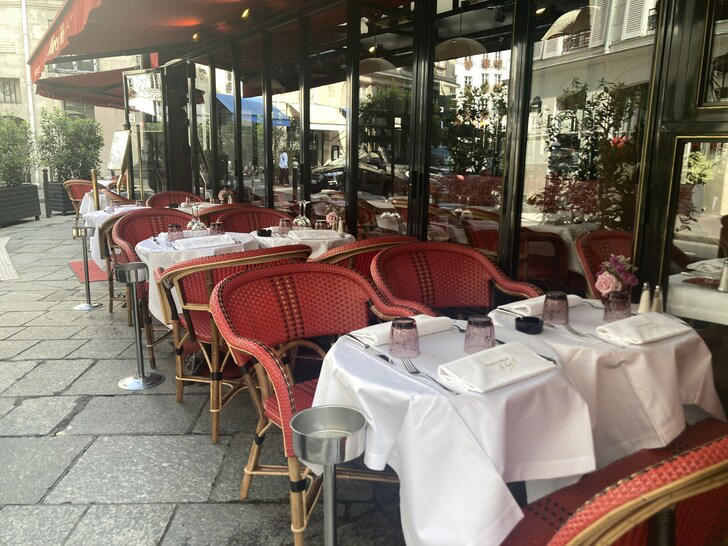 フランスに「飲み放題」がない理由, 日本の「飲み放題」に大興奮するフランス人, パリで「IZAKAYA」が大人気, 絶対に「また来たい！」日本の飲食店