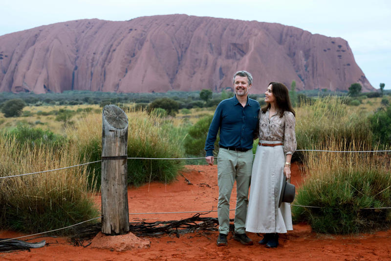 Look 1: Uluru, Look 2: Uluru, Look 3: Canberra, Look 4: Canberra, Look 5: Canberra, Look 6: Canberra, Look 7: Canberra, Look 8: Canberra, Look 9: Melbourne, Look 10: Melbourne, Look 11: Melbourne, Look 12: Melbourne, Look 13: Melbourne, Look 14: Hobart, Look 15: Hobart