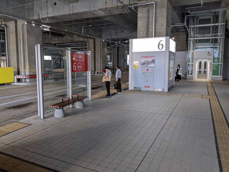 土木学会賞技術賞とブルネル賞, スイッチバック方式のバスターミナル, 新幹線、在来線ホームが同一平面に, フライアッシュ混入, 129系、そしてGV-E400系も, 2030年代半ばには「バスタ新潟」も, 「ひと、街をつなぐ水と大地の駅」