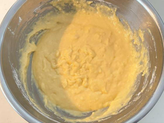 殿堂入りの「チーズ蒸しパン」を作ってみた, 生地は混ぜすぎないのがポイント, チーズの枚数を増やすと風味アップ, 朝ごはんやおやつにぴったり